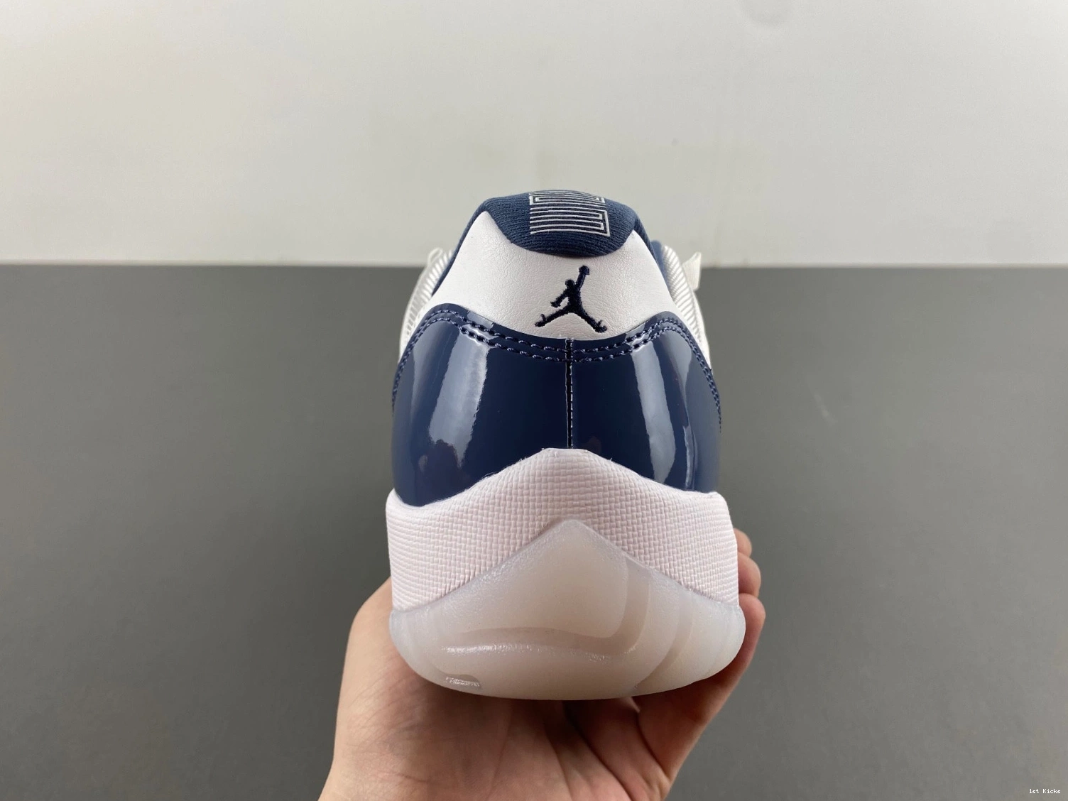 Air Jordan White  Low 11 Midnight Navy Retro FV5104-104 0108